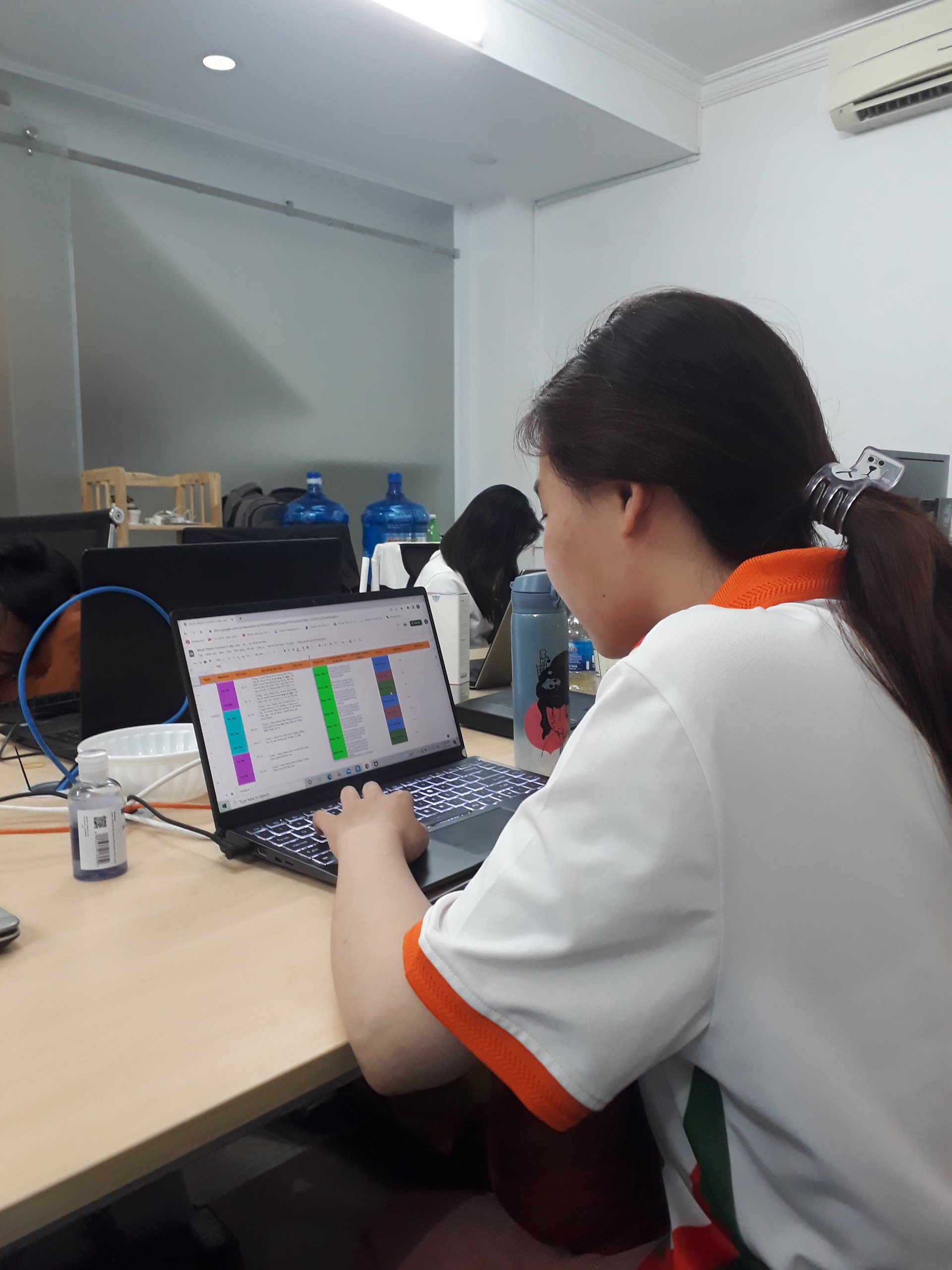 Nghỉ hưu sớm: Làm sao để sức trẻ rực lửa không 'nguội lạnh'